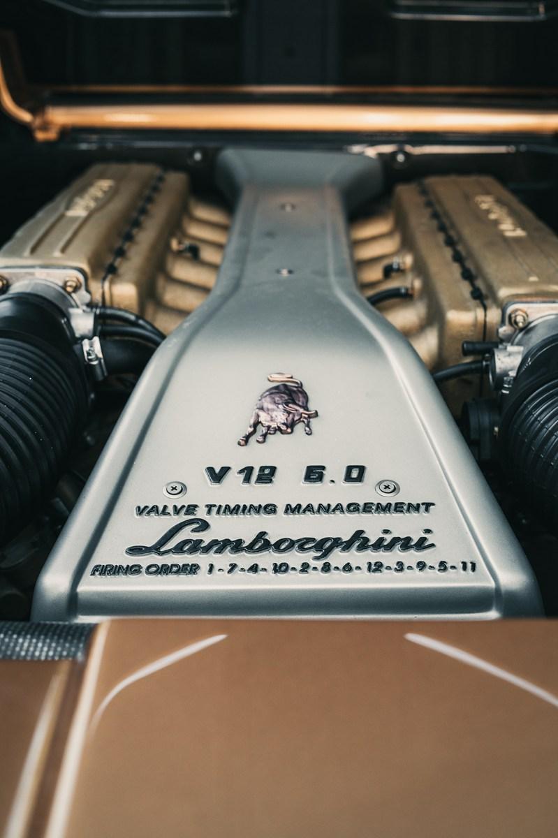 Diablo:搭载传奇的兰博基尼V12发动机 问世十年定义超级跑车