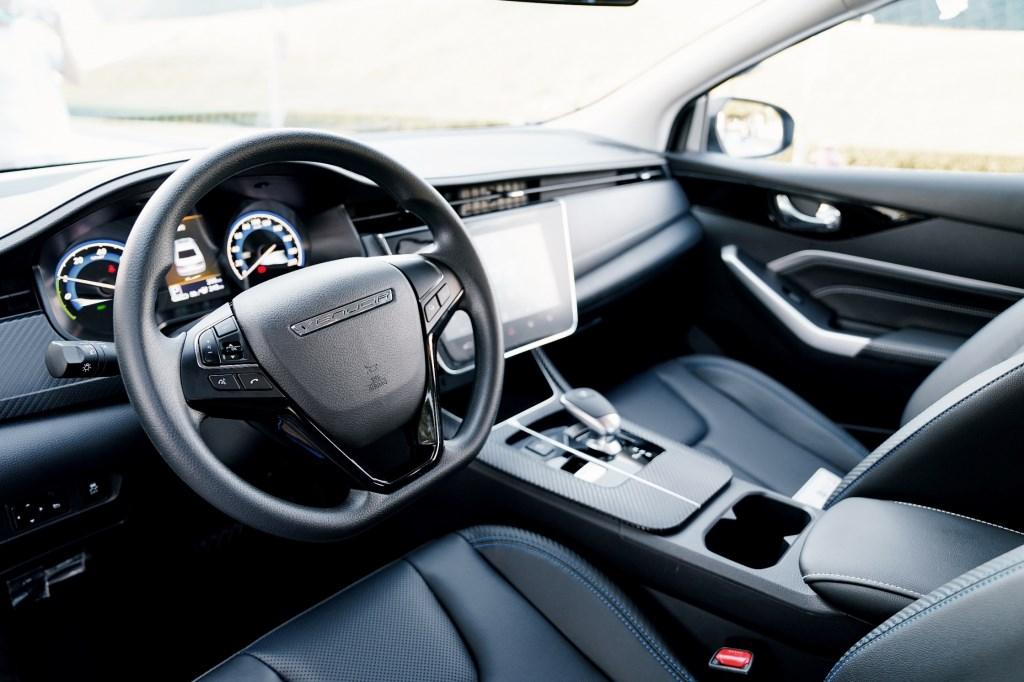 外观内饰革新、三电全面升级，东风日产启辰D60EV PLUS更实用