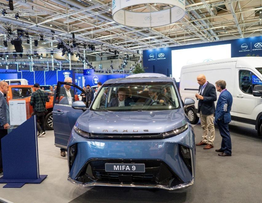 “足不出车”也能get最前卫车载黑科技?上汽大通MAXUS MIFA 9迎OTA升级