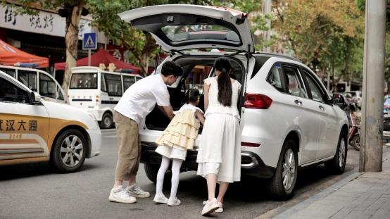 哈弗M6 PLUS让你离幸福一步 我创业路上的致富法宝