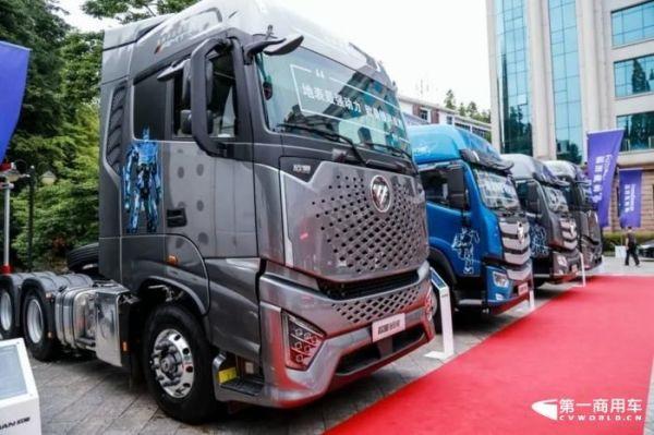 连续12个月跑赢大盘+ 6连增,2022重卡行业“独一份”由TA创造