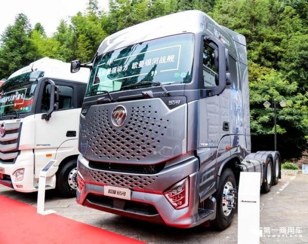 连续12个月跑赢大盘+ 6连增,2022重卡行业“独一份”由TA创造