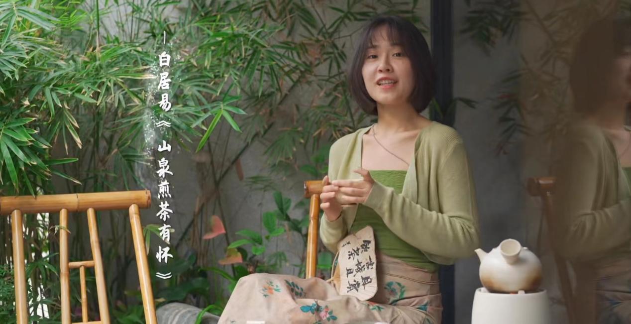 诗擎万里，皓极好极！诗和远方蕴含文化自信