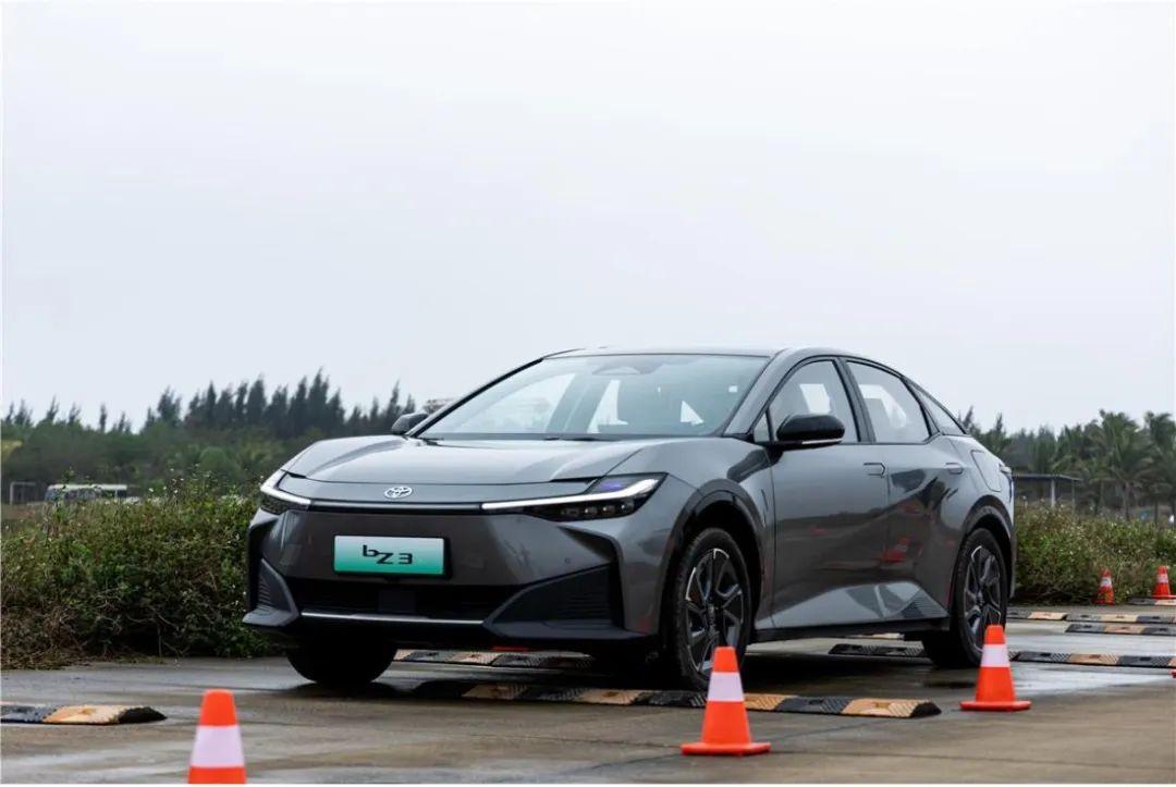 丰田bZ纯电:造符合时代价值的电动车!