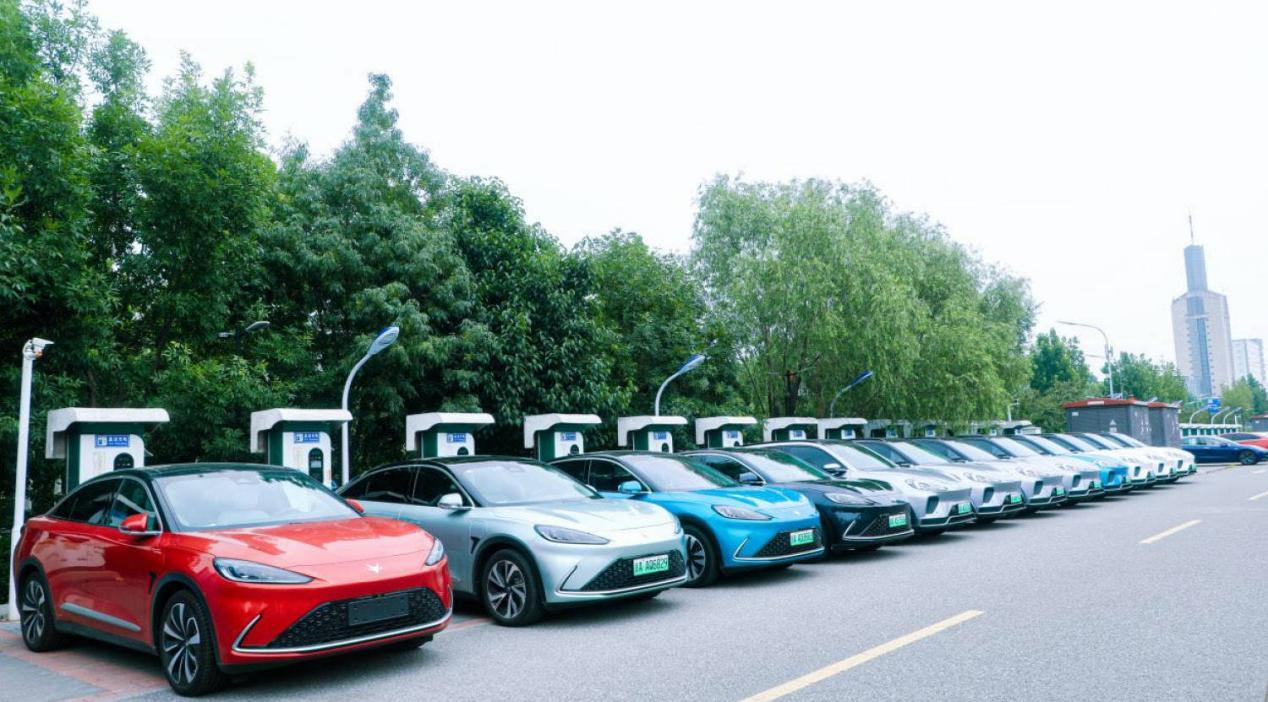 新能源车企2022苦乐不均,2023的希望在哪里?
