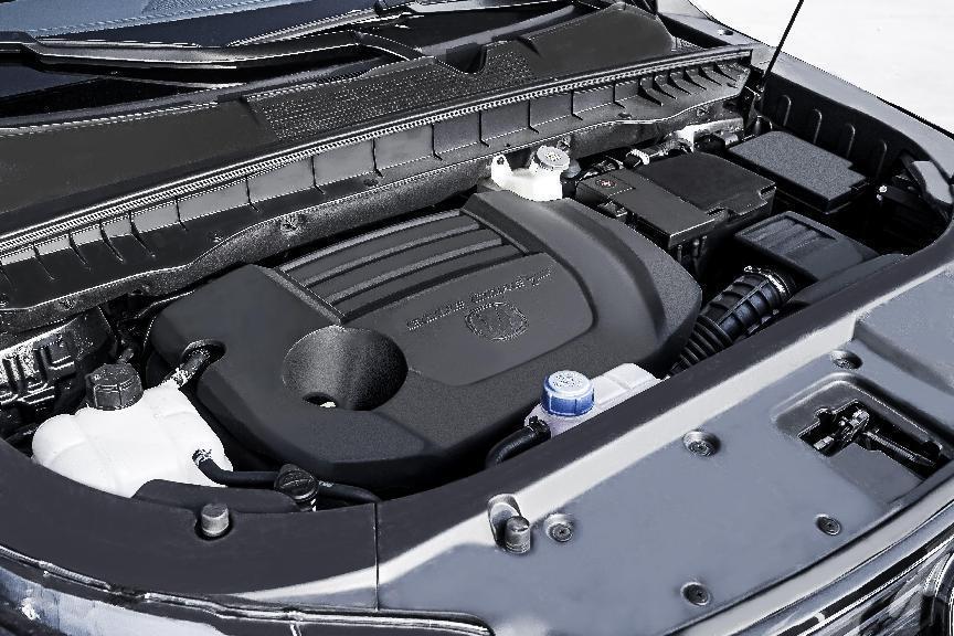 长安汽车“大家庭智能7座SUV” CS95PLUS正式上市  售价17.59万元起