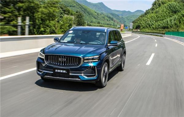 不到15万就能入手旗舰SUV? 价格屠夫哈弗神兽凭何力压星越L