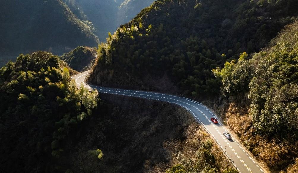 春季自驾游玩什么?跟着凌渡L跑山吧