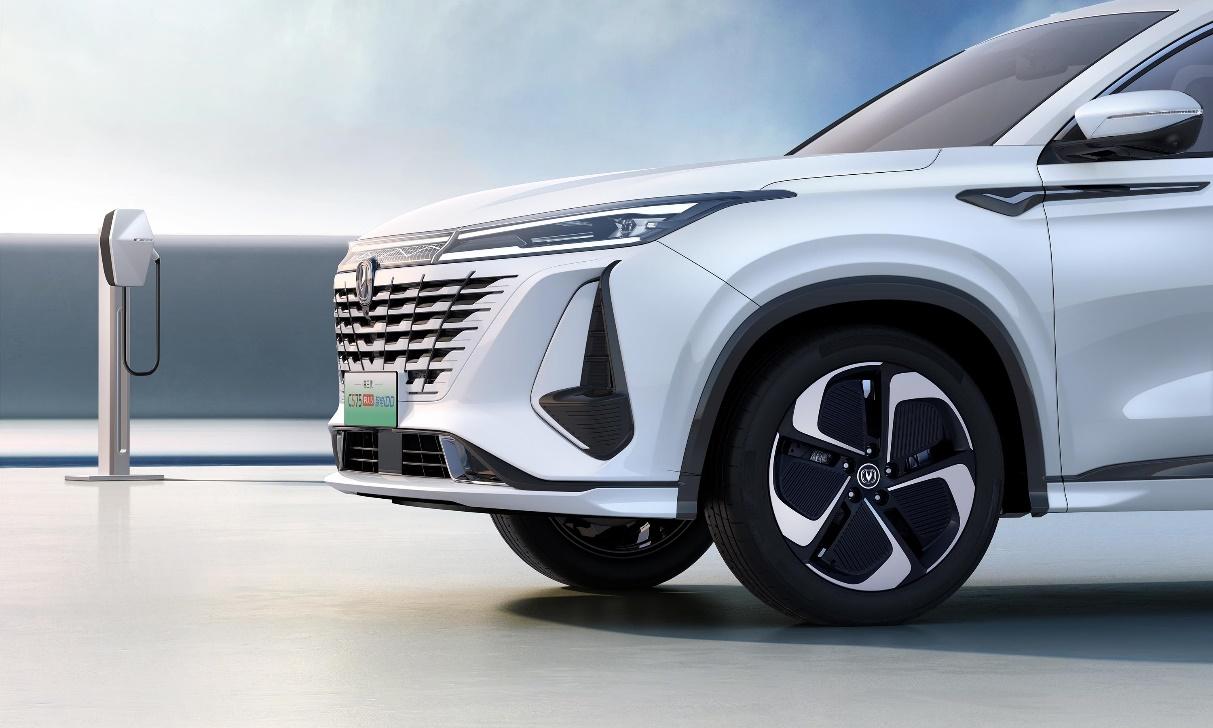 长安汽车“智电之夜2.0”将启幕 第三代CS75PLUS智电iDD终于要来了!