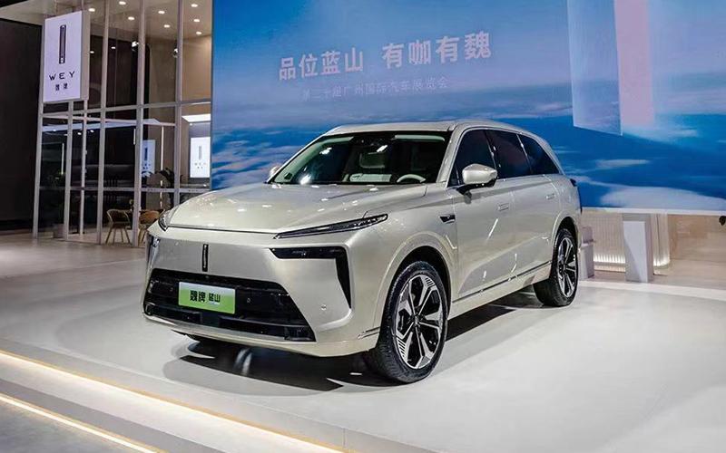 大六舒适电动SUV 魏牌蓝山DHT-PHEV内饰设计曝光