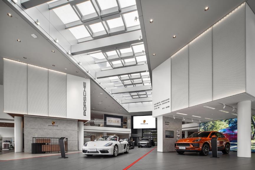 全球首家荣获绿色建筑LEED铂金级认证保时捷中心——海宁保时捷中心迎盛大开业