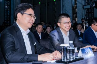 阿维塔将首批全系迭代华为ADS 2.0，下半年升级HarmonyOS操作系统