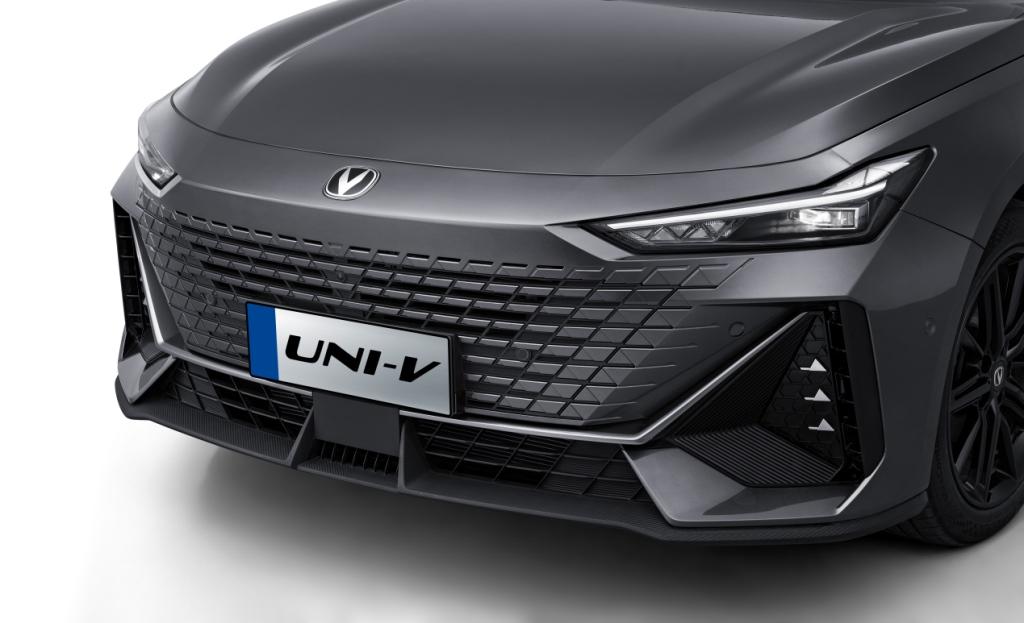 加量不加价诚意拉满,2023款UNI-V10.89万起正式上市