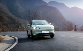 新能源时代入门三剑客：哪吒V、缤果、海鸥 谁是自驾游最佳搭档？