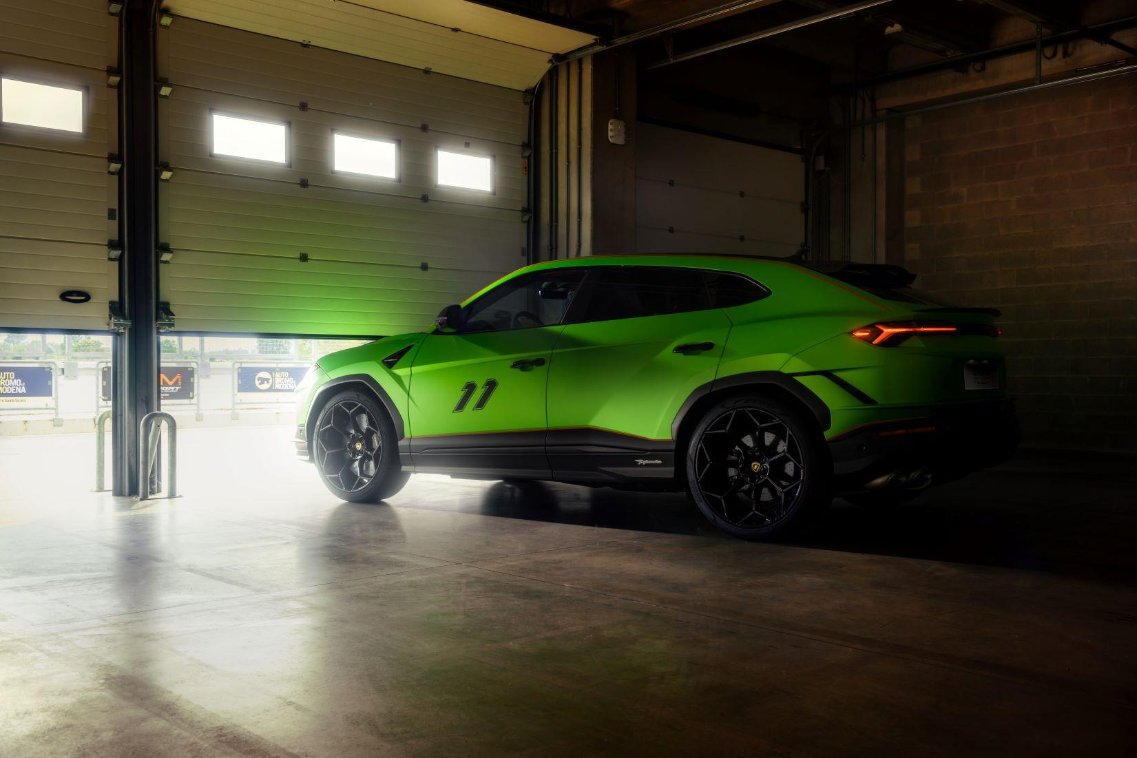 兰博基尼推出Urus Performante“Essenza SCV12” 限量版车型