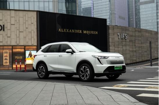 哈弗枭龙系列登陆重庆车展,13.98万起构筑新能源SUV价值标杆