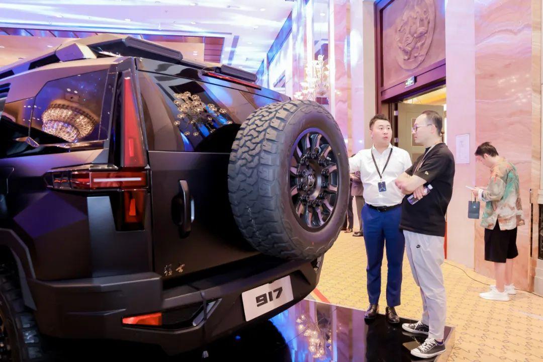 东风“新”汽车开向大西北 中国智造加速驶上一带一路