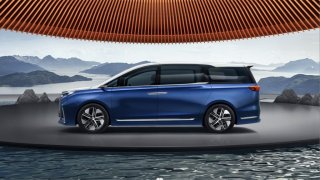 江淮瑞风RF8爆款预定，“年度最受期待新能源MPV”能否实至名归