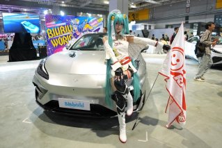 激情携手动漫迷、二次元控 哪吒GT“野”上漫展