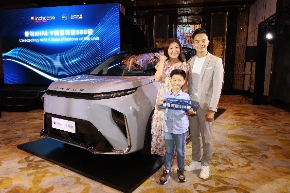 速来Get“TVB明星同款保姆车”!“双料视帝”陈豪成为上汽大通MAXUS“大家”品牌首席推荐官