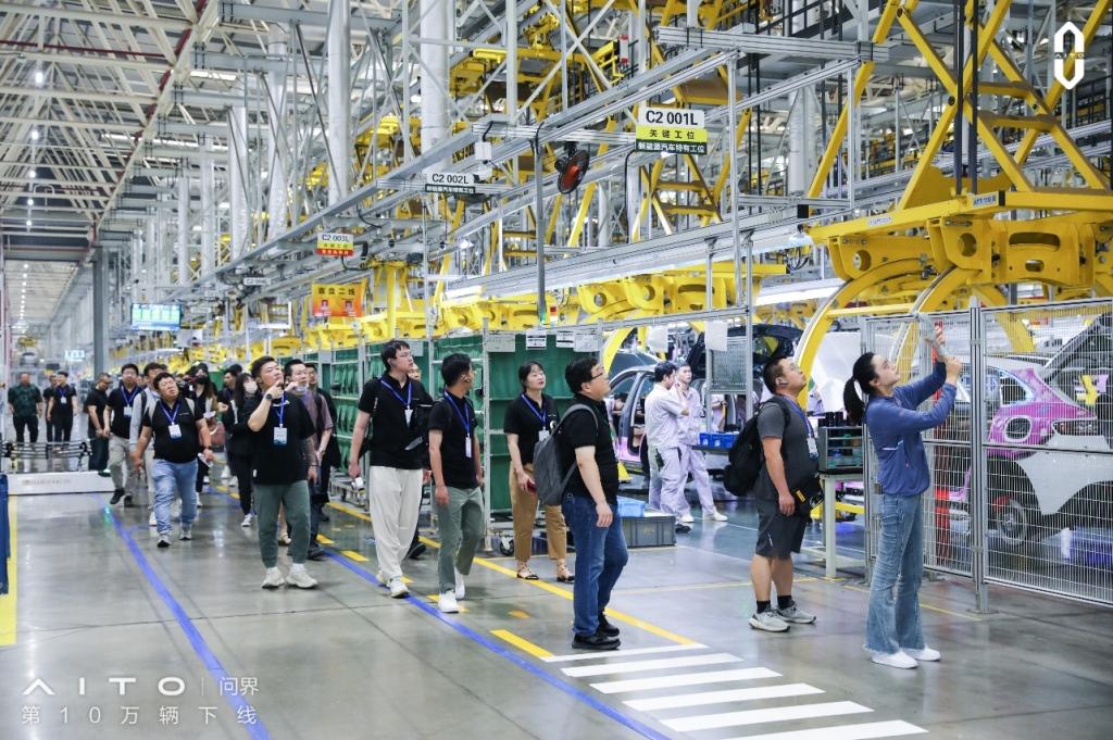 问界M7产品实力再获认可，全新问界M7值得期待