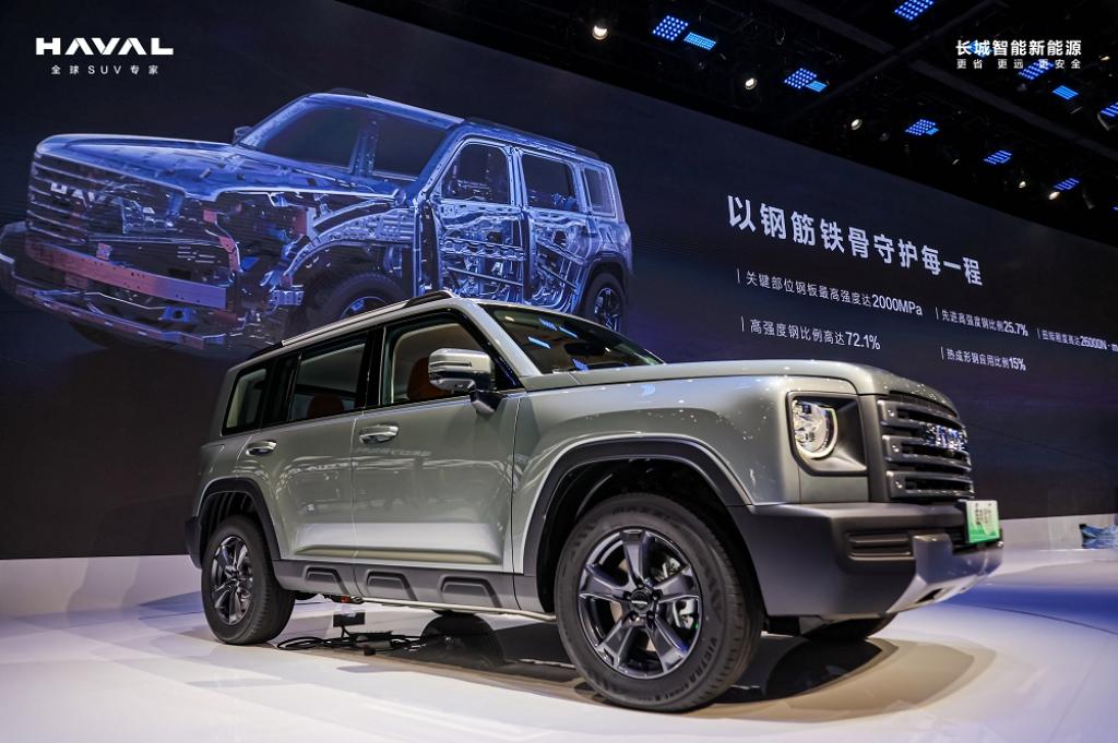 搭载1.5T+Hi4+差速锁，哈弗猛龙预售价16万元起