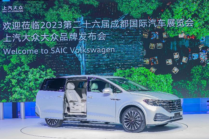第三排空间增加80mm 威然2024款实力树立德系MPV驾乘旗舰