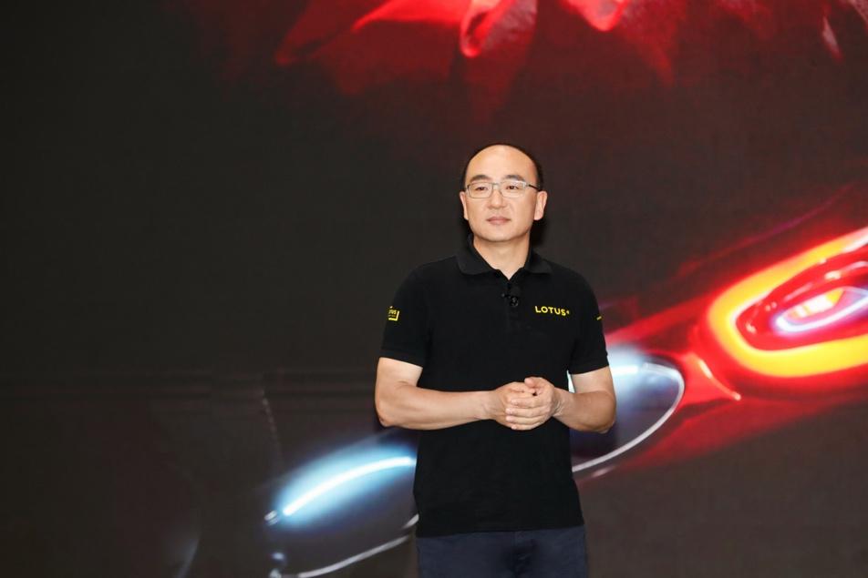 以热爱 驾驭本能 2023成都国际车展 路特斯Emira I4 First Edition重启预定