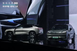 领克08首搭中国首款自研7nm高算力车规级芯片