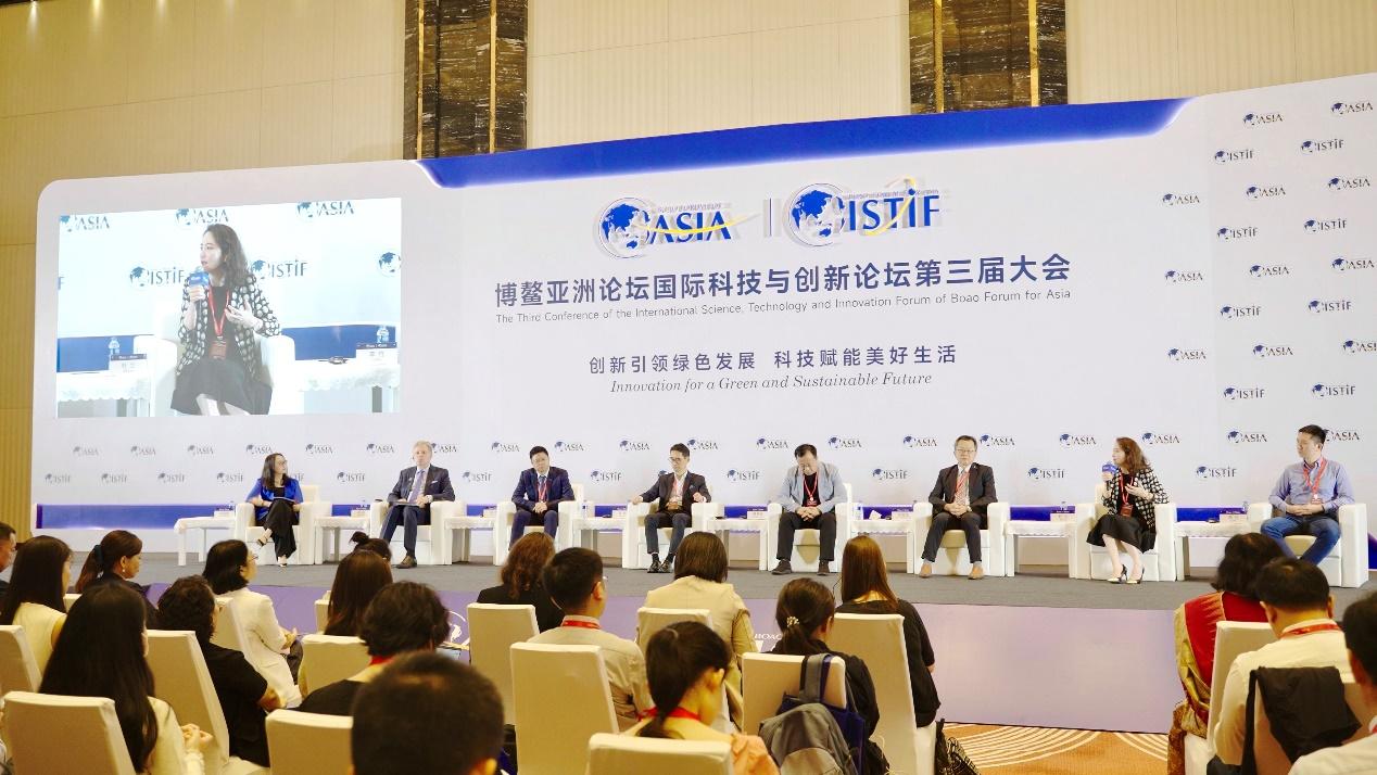 杜兰：加速大模型技术上车，让新能源汽车更类人