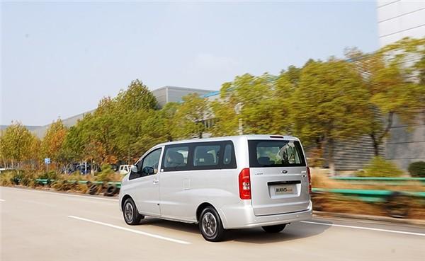 网红冲坡哪家强？看过2024款菱智M5的你将刷新认知