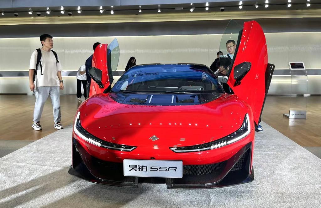 售价128.6万元起,昊铂SSR上市,顶级圈层人脉的新利器
