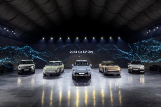 起亚在“Kia EV Day”上发布EV5及两款概念车型，加速电动汽车普及