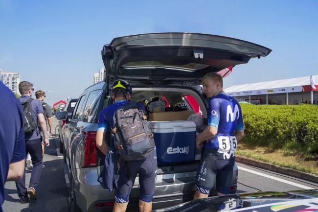 环广西世巡赛盛况火爆,“非长强大”新哈弗H5一路护航