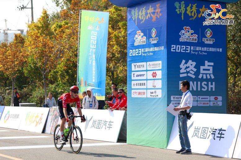 引领体育赛事绿色出行 岚图汽车助力2023环太原公路自行车赛