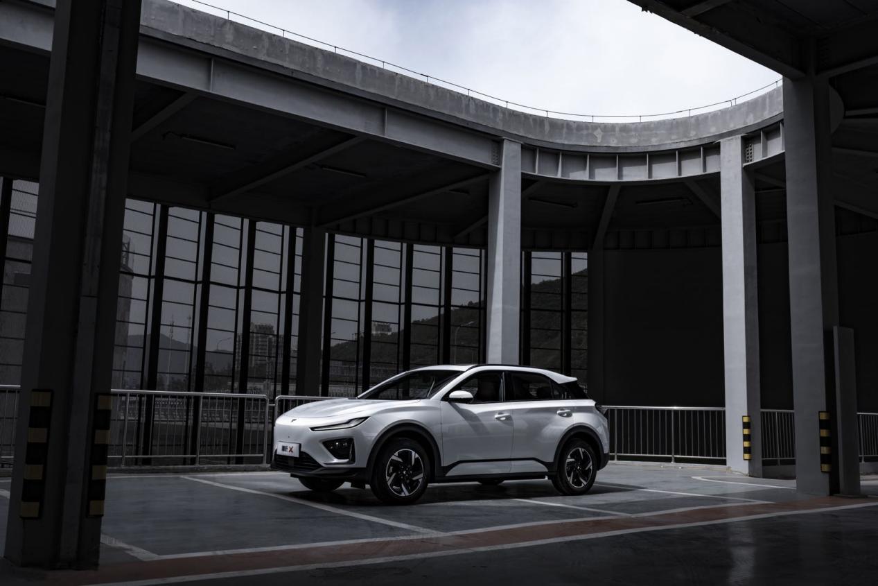 有质更有智，最低10.88万的哪吒X有多超值？