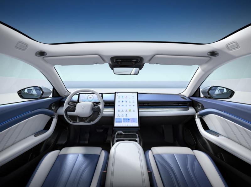 哪吒GT有多能打？对比完Model 3就有了答案