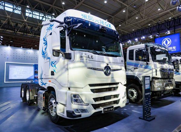 东风天龙GX 自主L2+智能驾驶牵引车 荣获2024中国创新卡车奖(TIAC 2024)