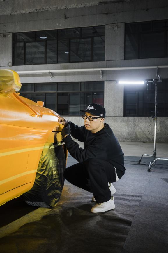 一抹“曙光黄”照亮广州车展,问界M5涂装款活力十足