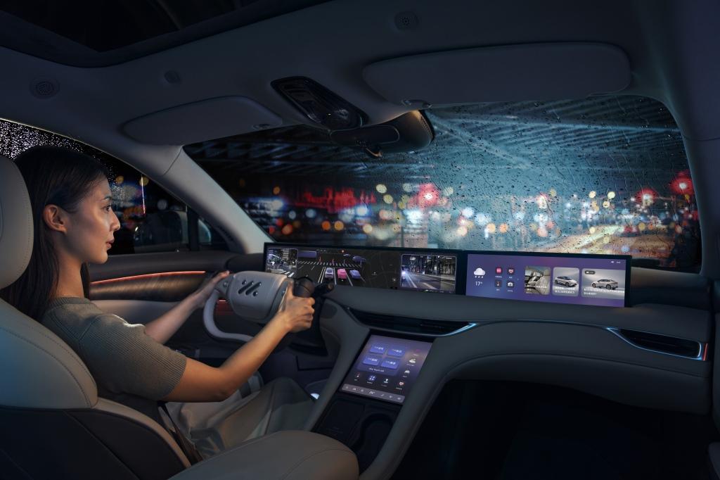 “超级爆品”智己LS6登顶“中大型纯电SUV”销冠，11月智己汽车销售8,703台
