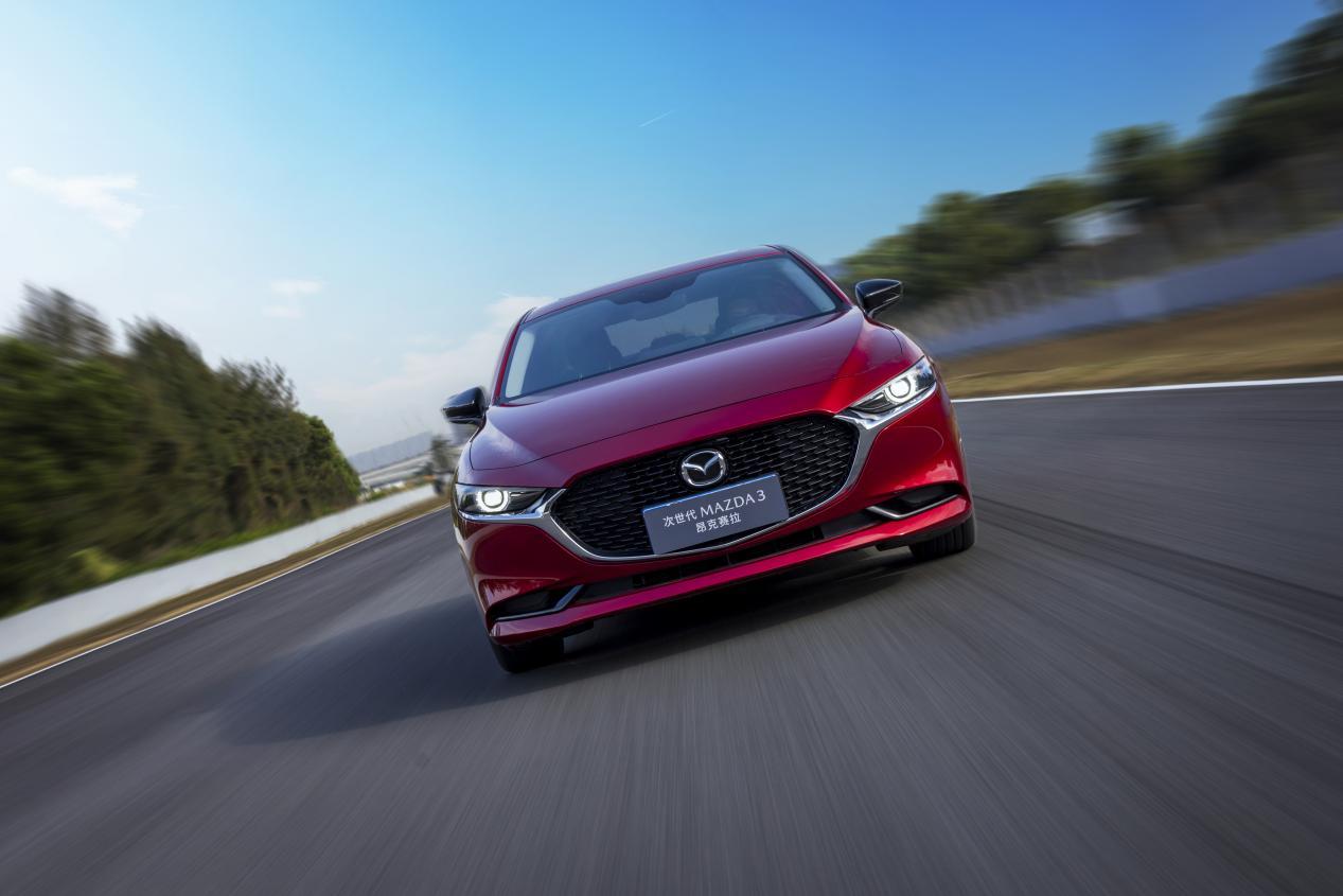 “最美弯道王”次世代MAZDA3昂克赛拉“尽擎”驰骋珠海赛道