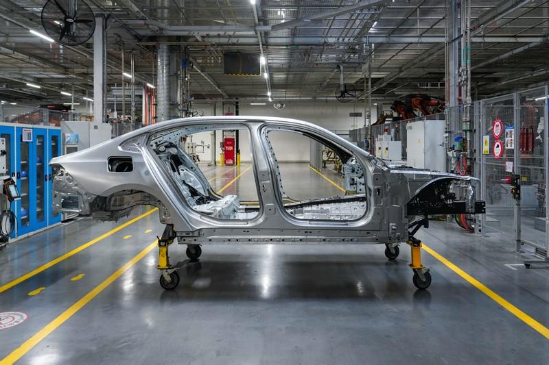 超越行业的标准 淬炼全新BMW 5系长轴距版至臻豪华品质