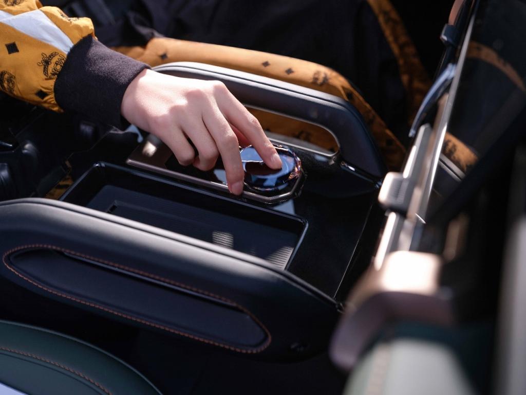 预售12.98万元起,搭载智能电动四驱的奇瑞iCAR 03值得期待吗?