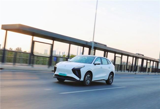 冬季选纯电SUV?风行雷霆410续航版消除续航困扰