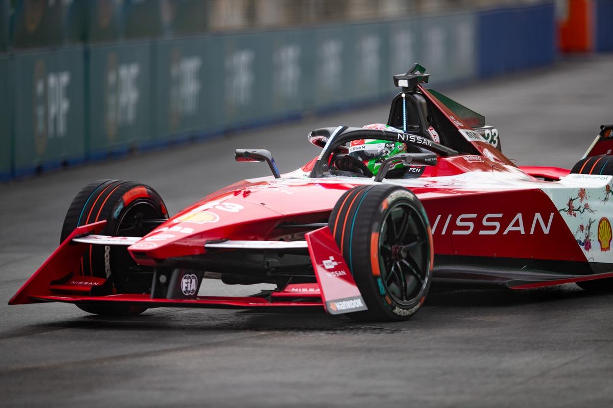 日产Formula E车队赢得本赛季首个杆位并登上领奖台