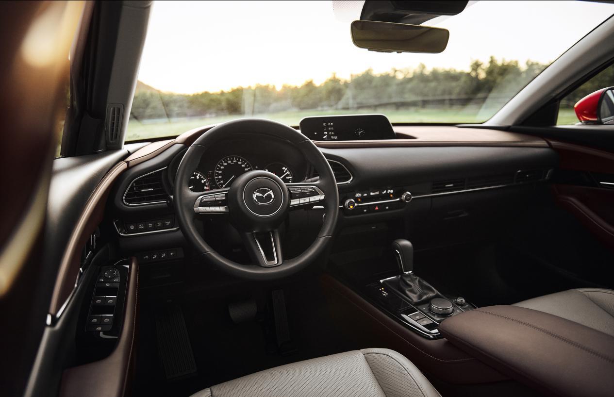 8.99万起的次世代MAZDA3昂克赛拉，只为你轻松无压力