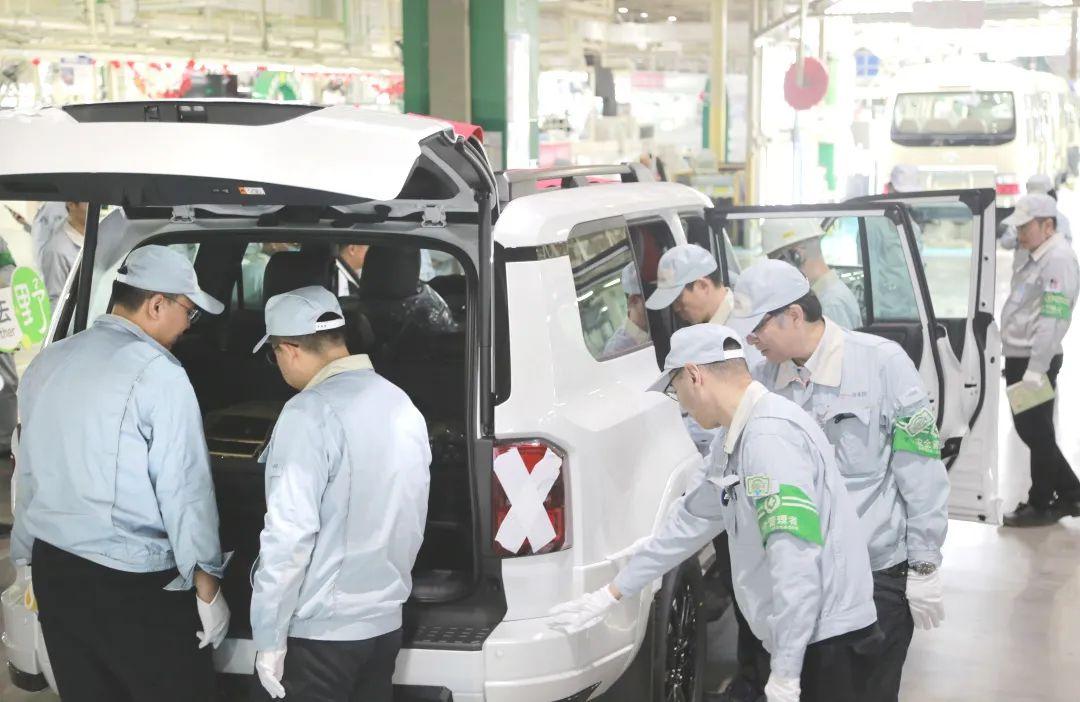 精益造车|全新普拉多首台试生产整车下线