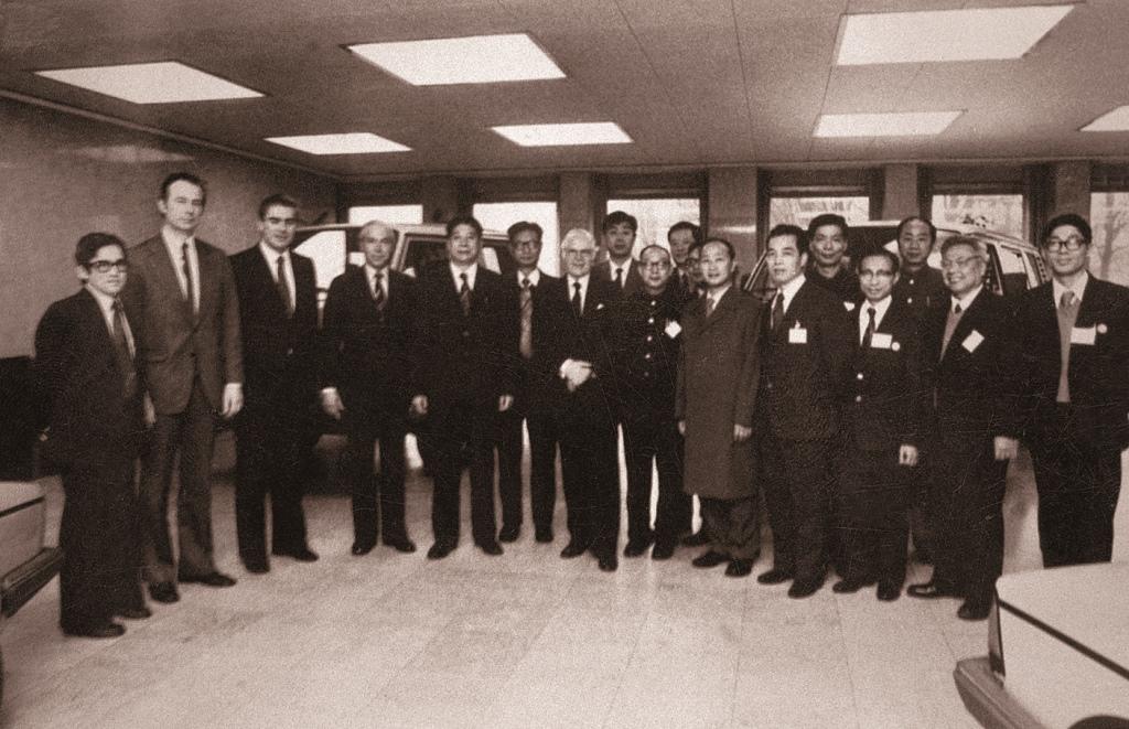 40周年巡礼第一章 | 上汽大众40载合资路，源于一场“双向奔赴”