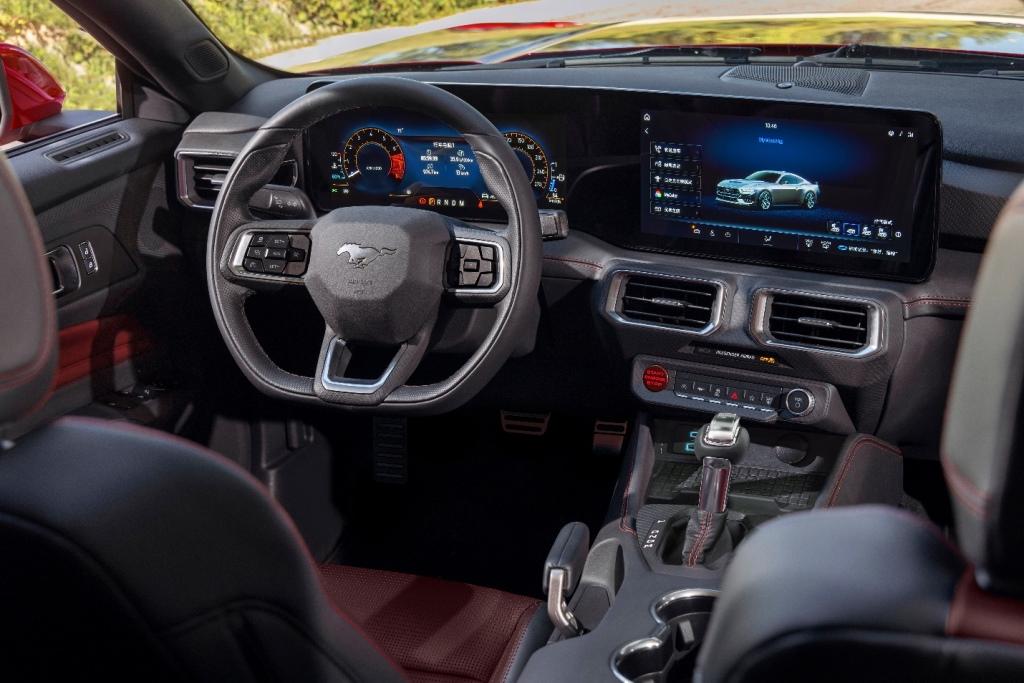 全新福特Mustang®硬顶性能版与敞篷运动版即将于北京车展中国首秀