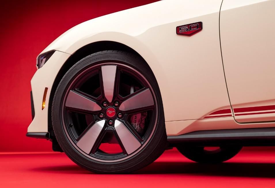 Mustang 60周年重磅官宣：60周年限量纪念版正式发布，全新Mustang体验中心即将惊艳亮相